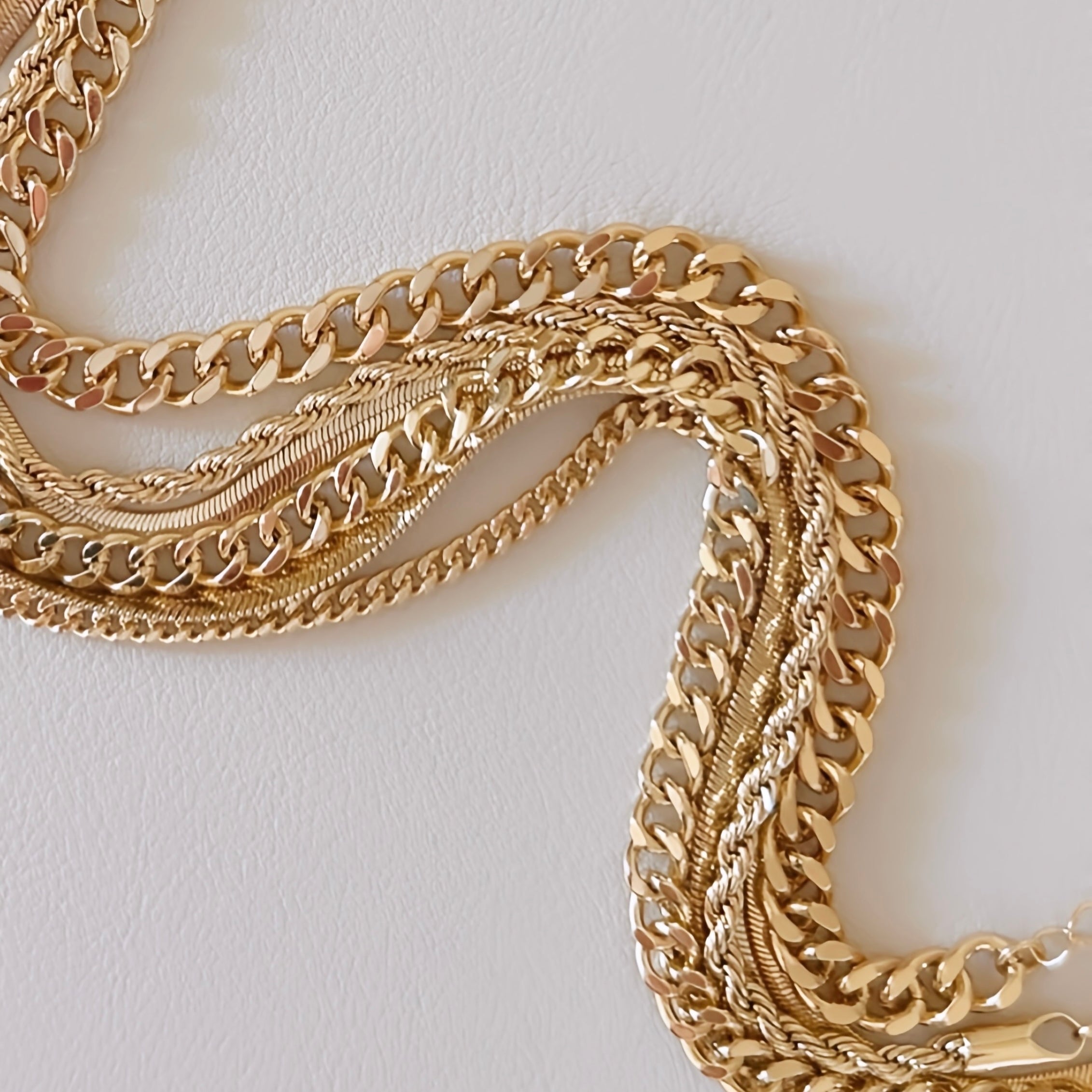 Twist Gold Chain Ankle Bracelet